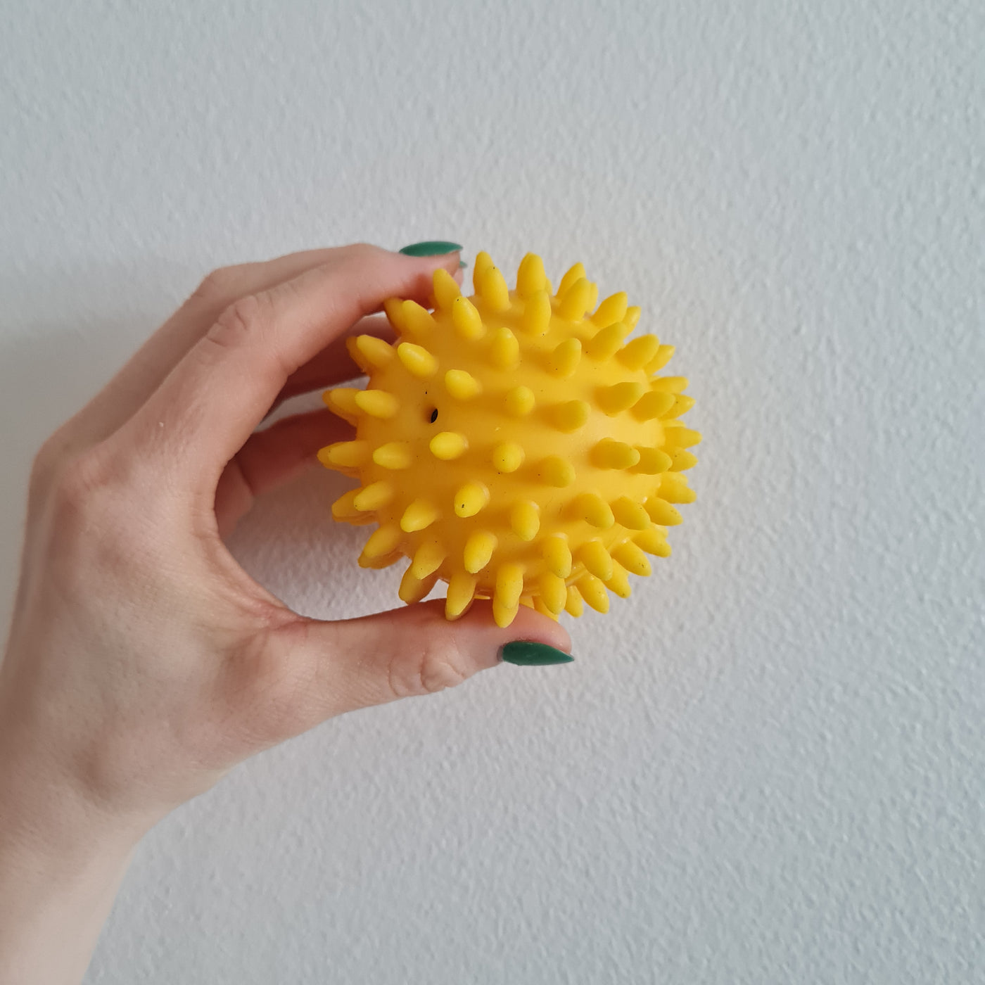 Nystyräpallo 8cm, keltainen TOGU®